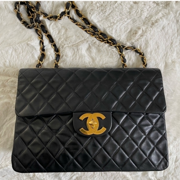 Chanel xl flap - Picture 1 of 17